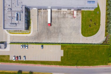 Dağıtım merkezinin hava görüntüsü, endüstriyel lojistik bölgenin insansız hava aracı fotoğrafları..