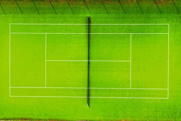 Campo Tennis Erba Verde Baseline Gioco Sport Tinnis Isolato Sfondo — Foto Stock