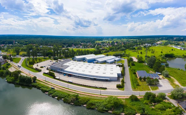 Flygfoto Ovanifrån Industriell Lagring Building Area Med Solpaneler Taket Och — Stockfoto