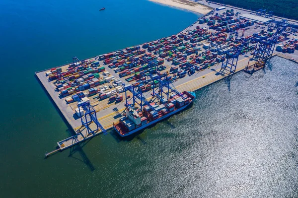 Containerfartyg Inom Export Och Import Samt Logistik Fraktgods Till Hamn — Stockfoto