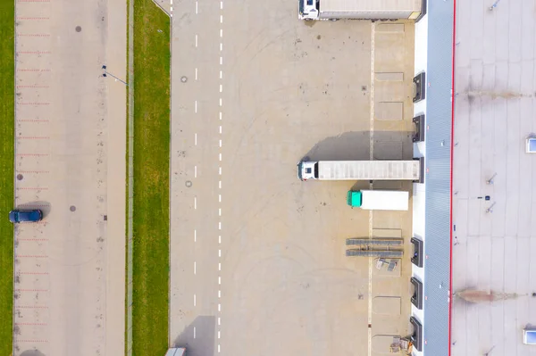 Luftaufnahme Eines Lager Und Güterterminals Mit Lkws Und Containern Industrieller — Stockfoto