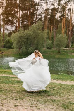 Düğün günü. Gelin niteliğine