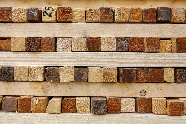 Boyutlanmış kereste dokusuna