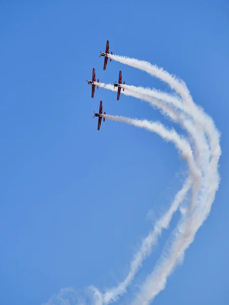 Gökyüzü hava akrobasi