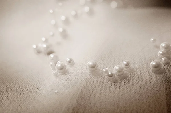 Collar Perlas Blancas Suave Foco Imagen de archivo