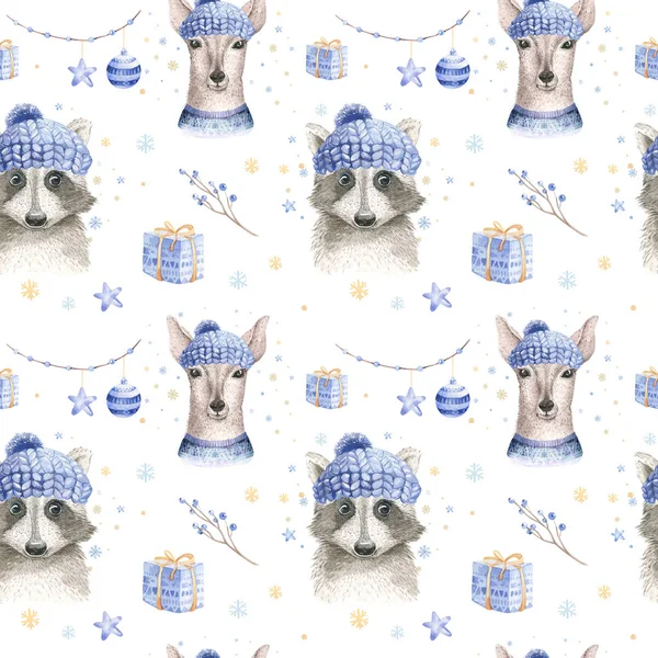 Bir set Noel Ormanı Şirin Orman karikatür geyiği ve sevimli rakun hayvan karakteri. Yeni yıl çiçekleri, buketler, böğürtlenler, çiçekler, kar ve kar taneleri, harfler.
