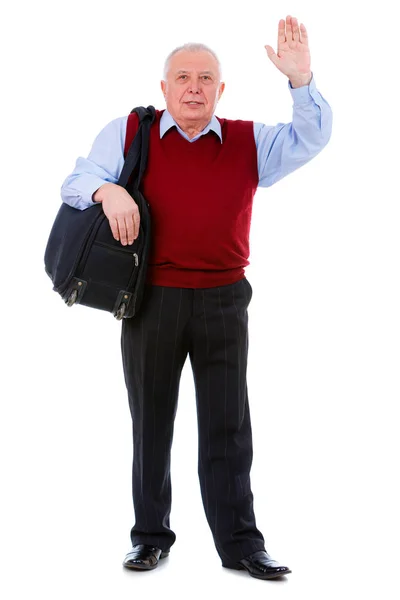 Счастливый Пожилой Человек Держит Чемодан Машет Рукой Изолированный Белом Фоне — стоковое фото