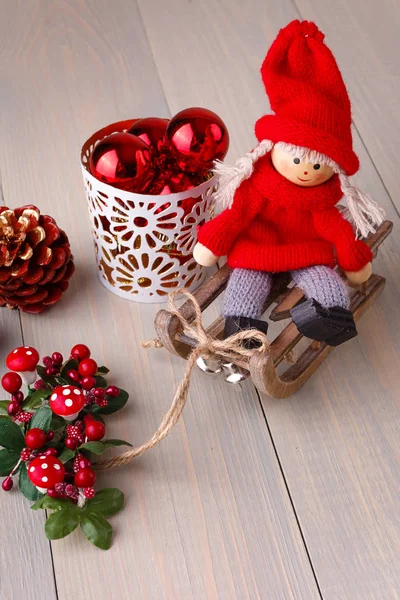 Navidad Composición Año Nuevo Con Decoración Navideña Figura Hombre Pequeño —  Fotos de Stock