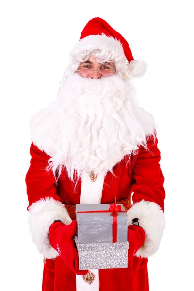 Santa Claus Dando Pequeñas Cajas Regalo Cámara Retrato Primer Plano — Foto de Stock