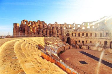 El Jem, Tunus için amfi tiyatro kalıntıları. UNESCO Dünya Mirası.
