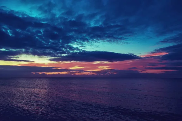 地中海沿岸的黎明 — 图库照片