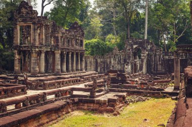 Antik ve görkemli tapınak Preah Khan'ın. Büyük Daire Angkor, Siem Reap, Kamboçya.