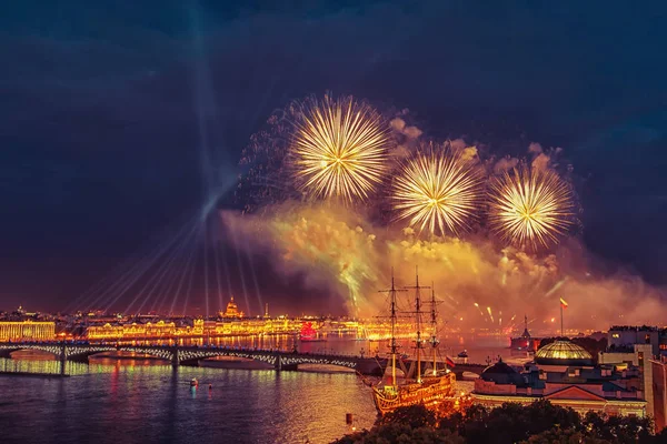 Festive Fireworks Petersburg Scarlet Sails Celebration Petersburg — Stock Photo, Image