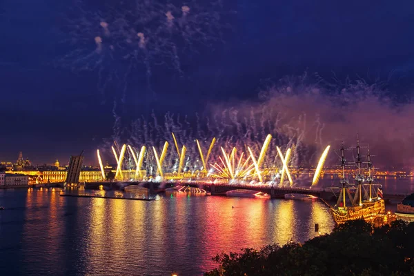 Festive Fireworks Petersburg Scarlet Sails Celebration Petersburg — Stock Photo, Image