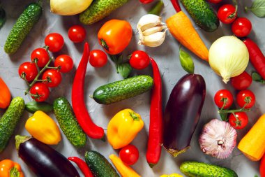 Farklı sebze arka plan. Kalp sağlığı ve sağlıklı gıda bakmakta kavramı.