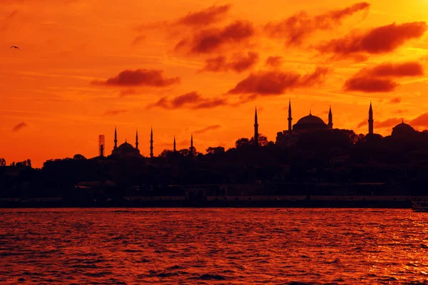 Silhuetas Museu Hagia Sophia Mesquita Azul Pôr Sol Vista Clássica — Fotografia de Stock