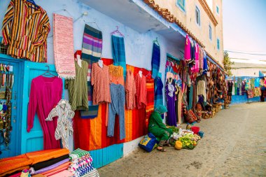Ünlü mavi şehir Chefchaouen'in günlük hayatı. 