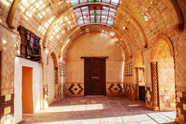 Atlas Film Stüdyosu 'ndaki çeşitli filmler için dekorasyonlar. 