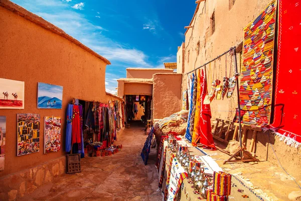 Ait Ben Haddou sokakları. Eski Şehir, Medine. Ait Ben Haddou, Fas - 18 Eylül 2019.