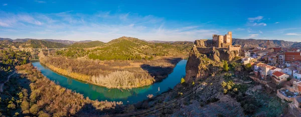 Vue Panoramique Aérienne Château Médiéval Partiellement Restauré Cofrentes Dessus Rivière — Photo