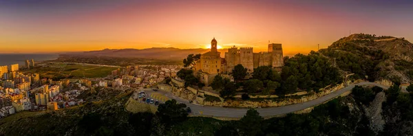 Vista Aérea Del Atardecer Iglesia Cullera Castillo Con Rectangular Mantienen —  Fotos de Stock