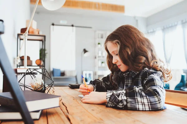 Concentrated Child Girl Doing Homework Thoughtful School Kid Thinking Looking — Stock Photo, Image