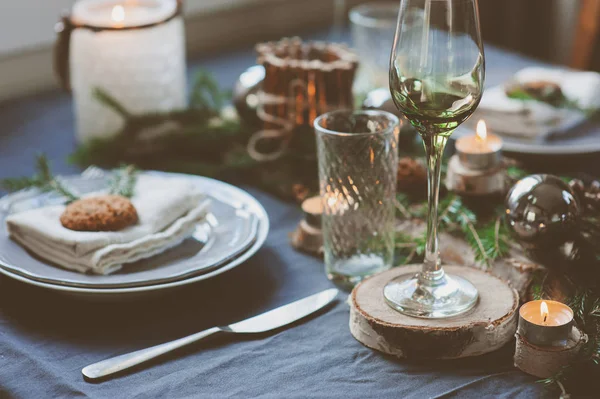 Cenário Festivo Mesa Natal Ano Novo Estilo Escandinavo Com Detalhes — Fotografia de Stock