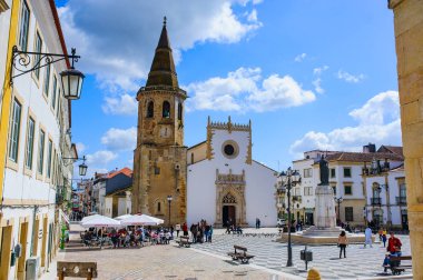 Tomar, Portekiz - 31 Mart 2018. Tomar şehir manzaralı Portekiz