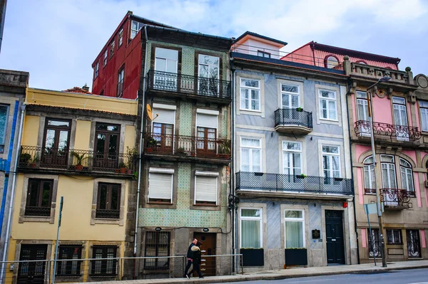 Porto Portugal Março 2018 Fachadas Tradicionais Casas Antigas Porto Portugal — Fotografia de Stock