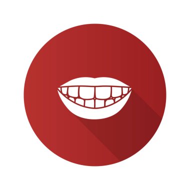 Güzel gülümseme ile sağlıklı dişler düz tasarım uzun gölge glif simgesi. Vektör siluet çizimi