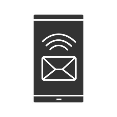 Smartphone gelen ileti glif simgesi. Zarf SMS. cep telefonu ekran. Siluet simge. Negatif alan. İzole vektör çizim