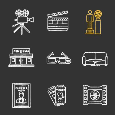 Sinema tebeşir Icons set. Film kamera, klaket, Ödülleri, sinema Binası, 3d gözlük, film karesi, biletleri, poster, tablo ve kanepe. İzole vektör kara tahta çizimler