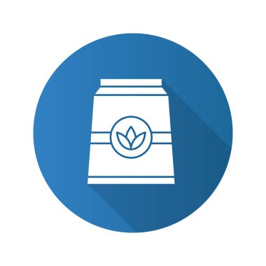 Çay kağıt paket düz tasarım uzun gölge glif simgesi. Vektör siluet çizimi