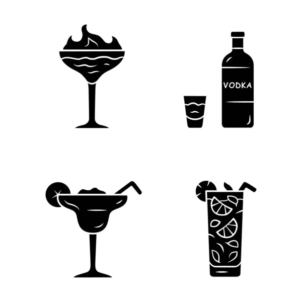 Conjunto de iconos de glifo de bebidas. Un tiro de fuego, margarita, mojito, vodka. Vasos con bebidas, botella. Mezclas alcohólicas y refrescos para fiesta, celebración. Símbolos de silueta. Ilustración aislada vectorial — Vector de stock