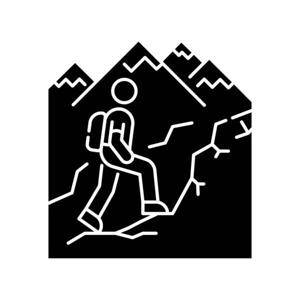 黒のグリフアイコンのトレッキング 自然観光 白い空間にバックパッキングシルエットのシンボル 屋外レクリエーション活動 挑戦的なハイキングトレイル バックパック付きの観光客 ベクトル分離図 — ストックベクタ