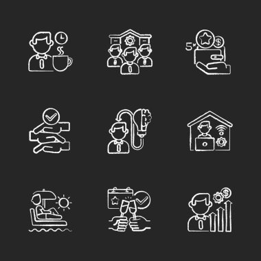 Şirketin istihdam faydaları siyah arkaplan üzerine kurulmuş beyaz simgeler. Sağlıklı çalışma koşulları, kariyer fırsatları, ikramiyeler. Mesleki meslek. İzole edilmiş vektör karatahta çizimleri