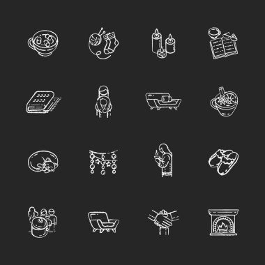 Konforlu Danimarka modası siyah arka planda beyaz tebeşir simgeleri. İskandinav Noel arması. Hoş geldin atmosferi. Yeni yıl dekorasyon fikirleri. İzole edilmiş vektör karatahta çizimleri