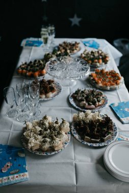 Lezzetli bir şekilde dekore edilmiş şeker çubuğu, açık büfe masada bir lüks olay ya da kutlama sweets. Gıda catering