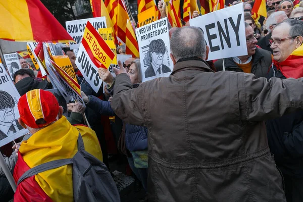 Barcelona, Katalonien, Spanien, 6 december 2017: människor på rally stöd för självständighet Catalunya — Stockfoto
