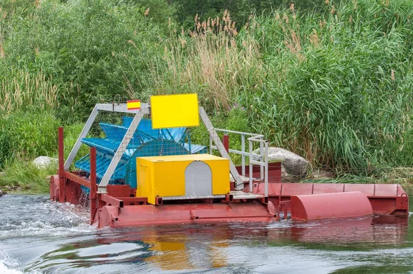 Mini hidroelektrik santrali - Ekolojik temiz yenilenebilir enerji kaynağıdır. Yeşil enerji