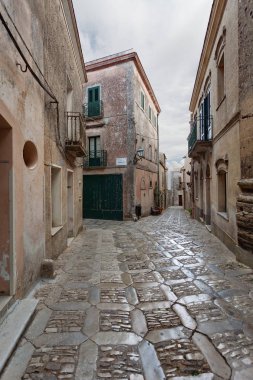 Erice, Sicilya, İtalya - eski şehir tipik sokak