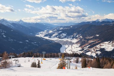 Monte Elmo, Dolomites, İtalya - dağ Kayak ve snowboard. Sexten (Sesto), Trentino-Alto Adige, Puster Vadisi (Alta Pusteria), South Tyrol.