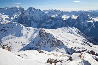 Dolomites, İtalya - Sass Pordoi, Arabba-Marmolada, Val Di Fassa görünümünden