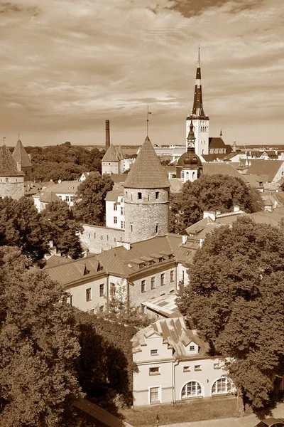 Tallinn Estónia Sépia Vista Ponto Vista Kohtuotsa Toompea Colina Cidade — Fotografia de Stock
