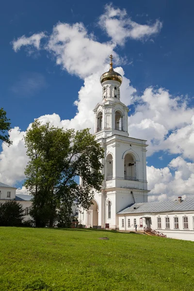 Klášter Jiří Jurjev Veliky Novgorod Rusko Zvonice Kláštera Jiří Jurjev — Stock fotografie