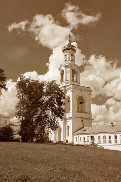 Mosteiro São Jorge Yuriev Veliky Novgorod Rússia Torre Sino Mosteiro — Fotografia de Stock