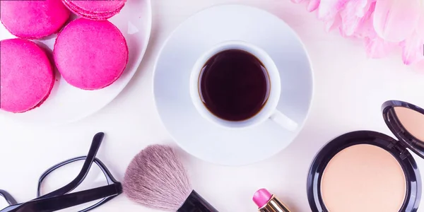 Means Morning Make Panoramic Mocap Cup Coffee Cake Powder Lipstick — Stock Photo, Image