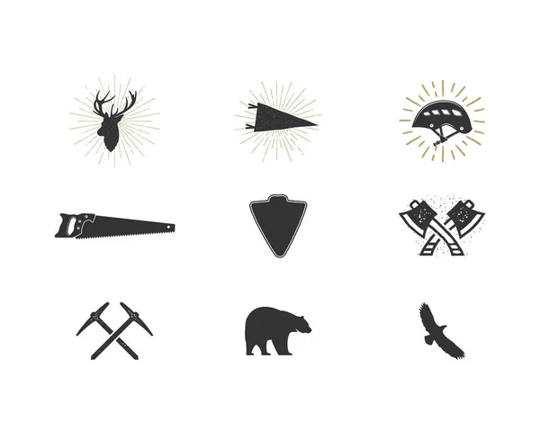 户外冒险剪影图标设置 攀爬和伐木工人塑造集合 简单的黑色象形图包 用于制作标志 标志等远足 冲浪设计 在白色上隔离的病媒 — 图库矢量图片