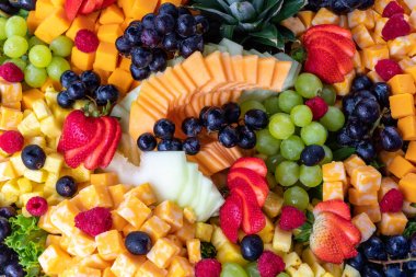 peynir ve meyve tabağı