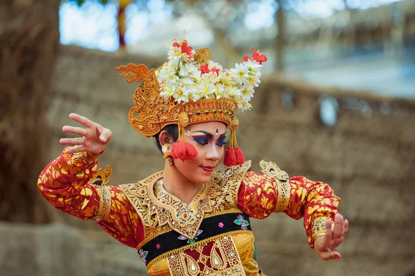 Denpasar Bali Island Indonesien Juni 2016 Porträtt Vackra Unga Balinesiska — Stockfoto